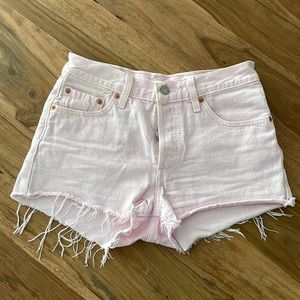 CLOSET CLEAR-OUT! LEVI’S 501 shorts light pink acid wash waist 25